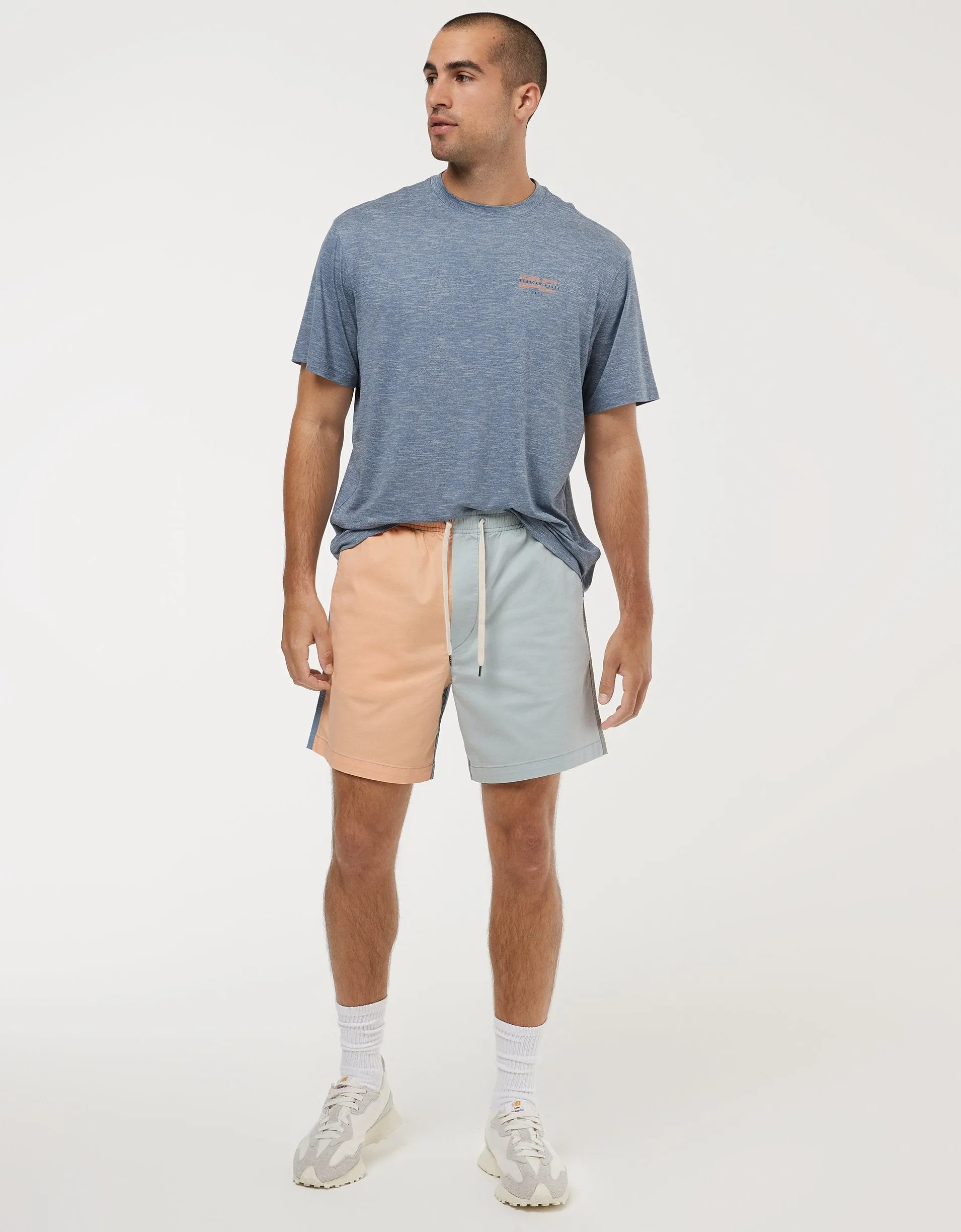 AE 24/7 Flex 7" Lived-In Colorblock Trekker Short