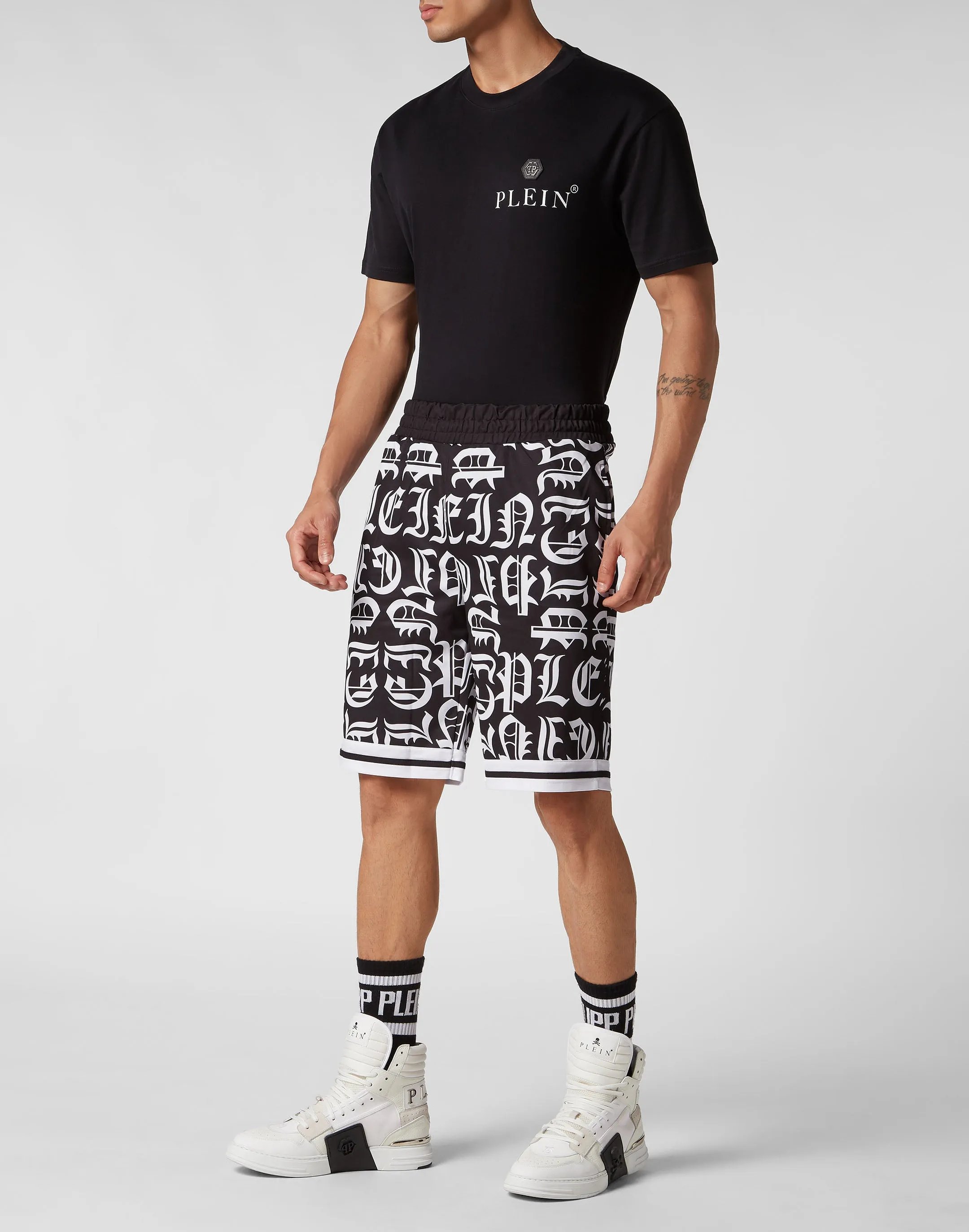 Basket Jogging Shorts Gothic Plein