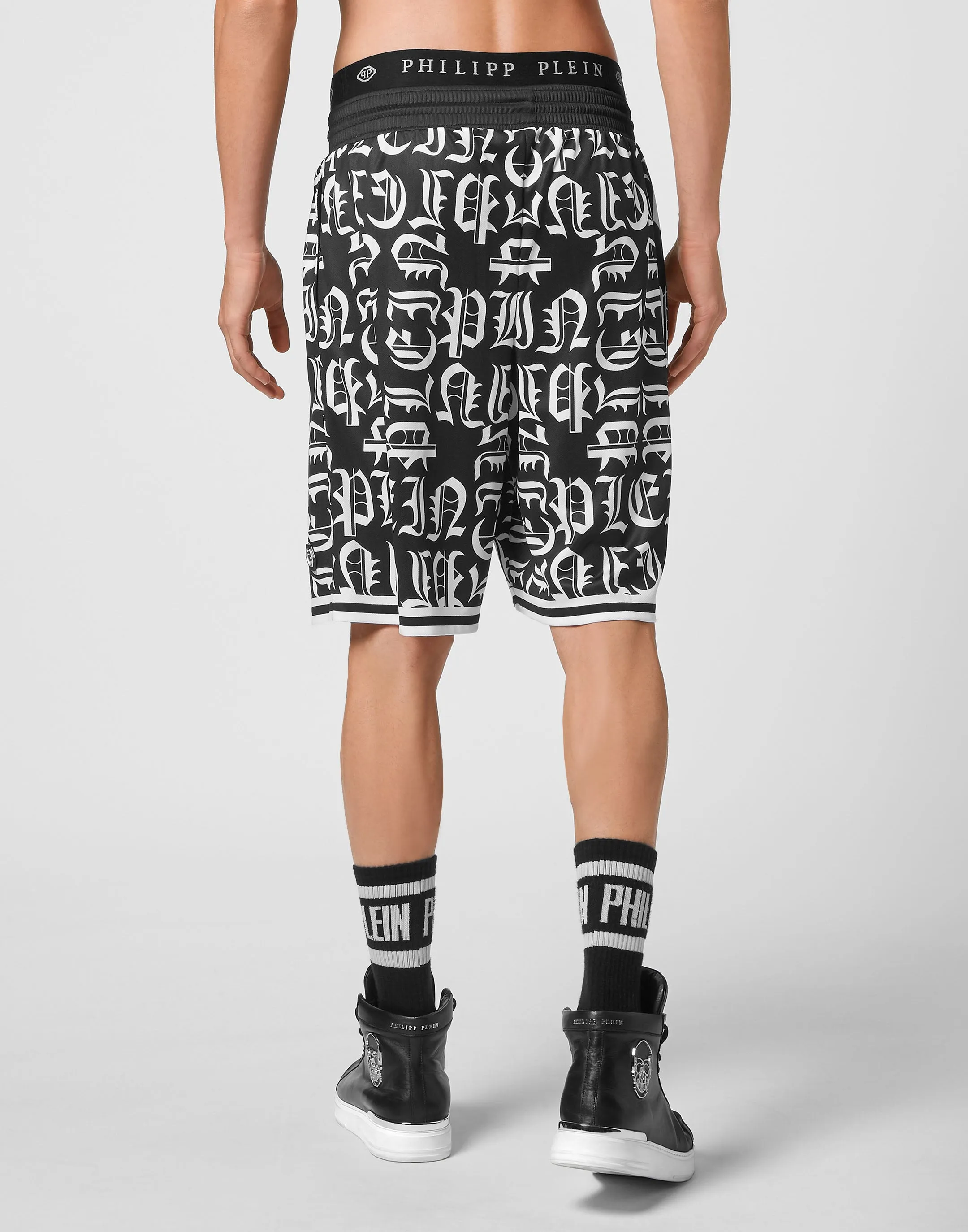 Basket Jogging Shorts Gothic Plein
