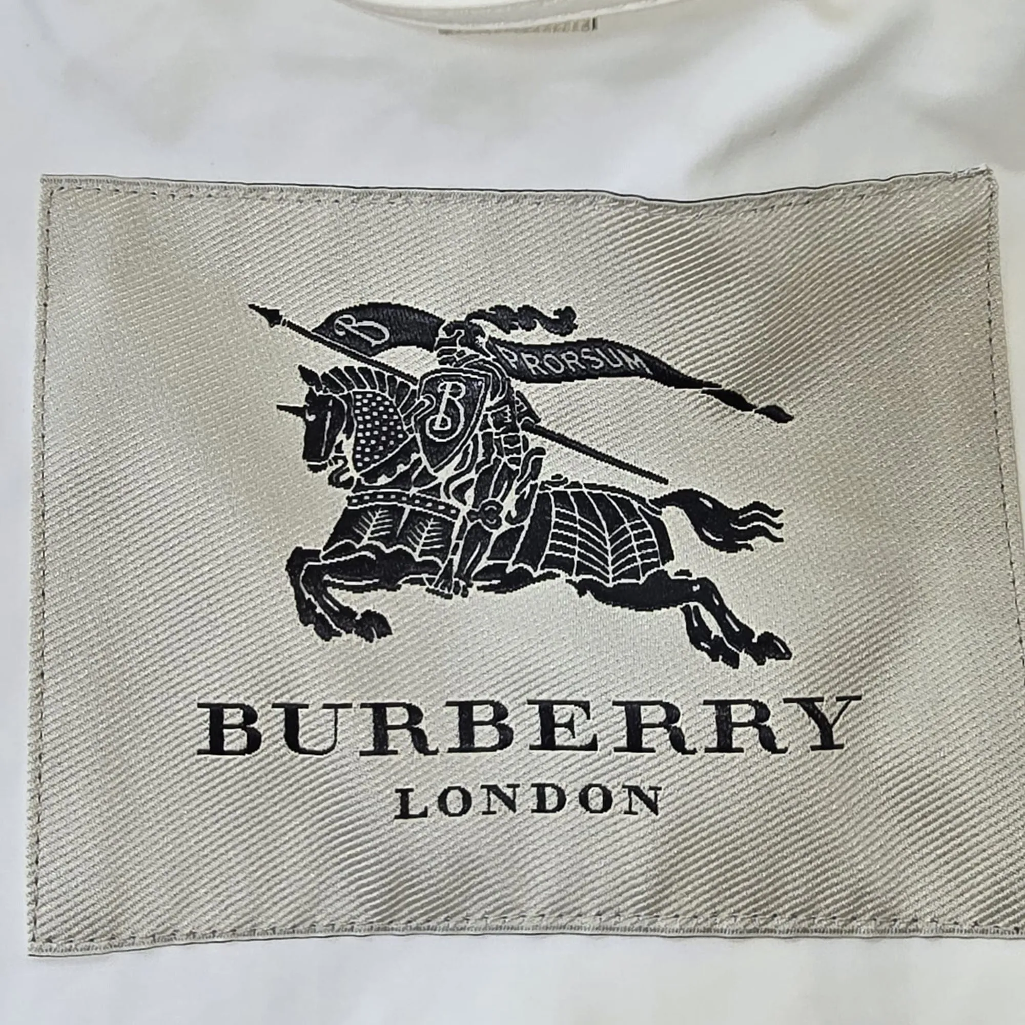 Burberry London Welbeck Double-Breasted Trench Coat in Cream Cotton