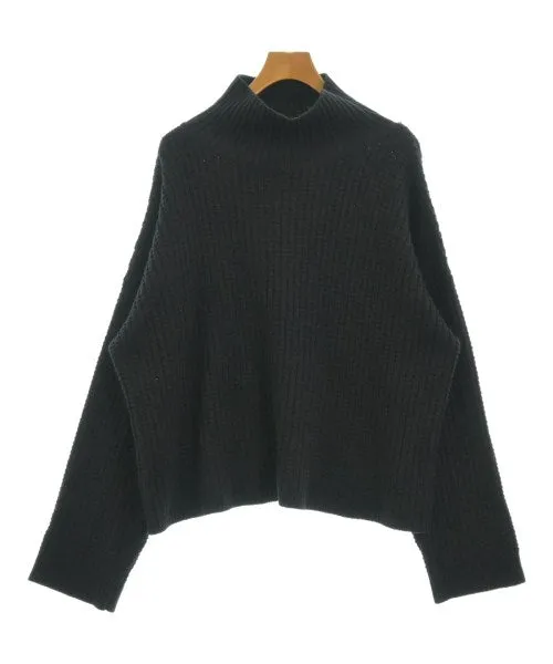 Lui's Sweaters
