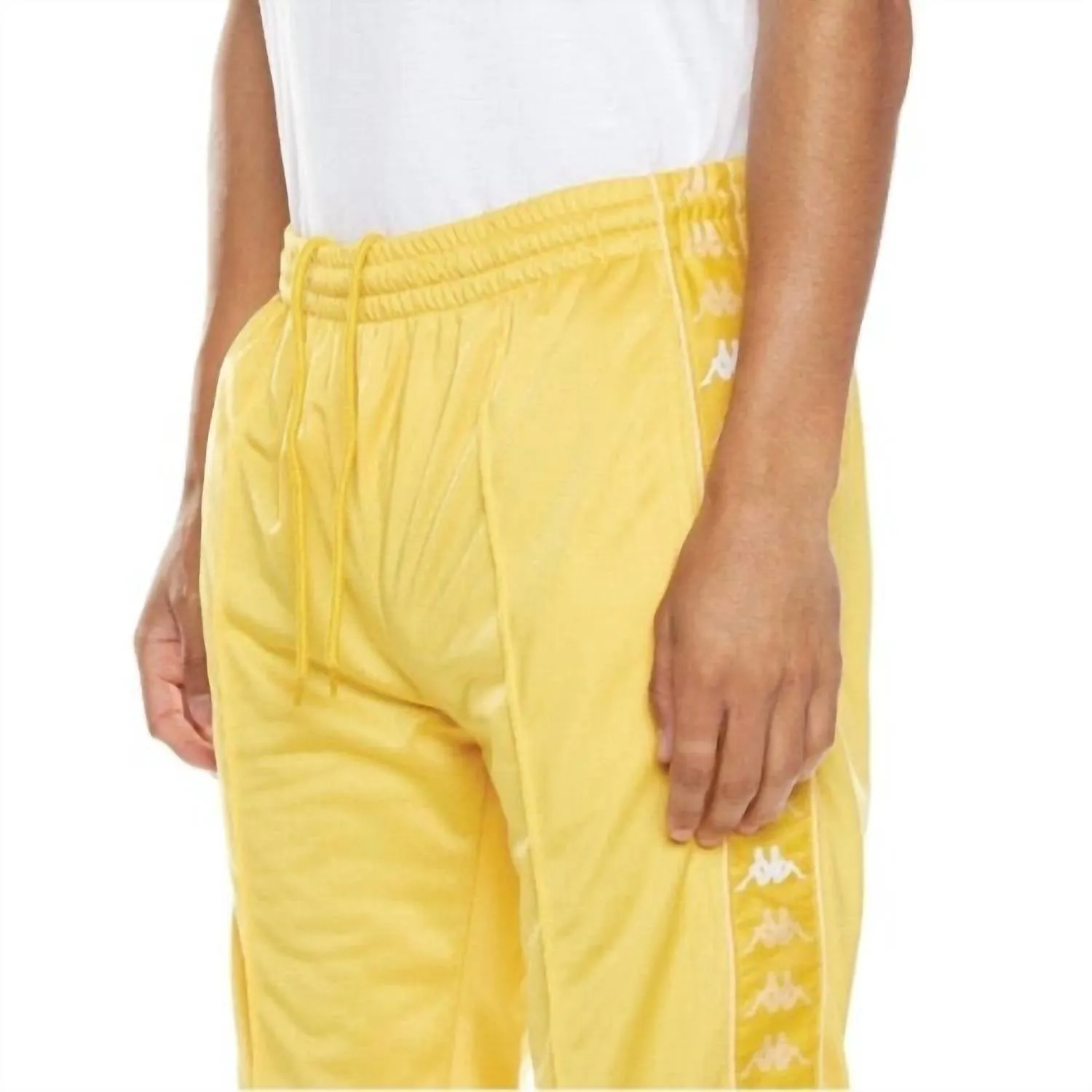 Men's 222 Banda Deky Trackpants In Yellow Vanilla