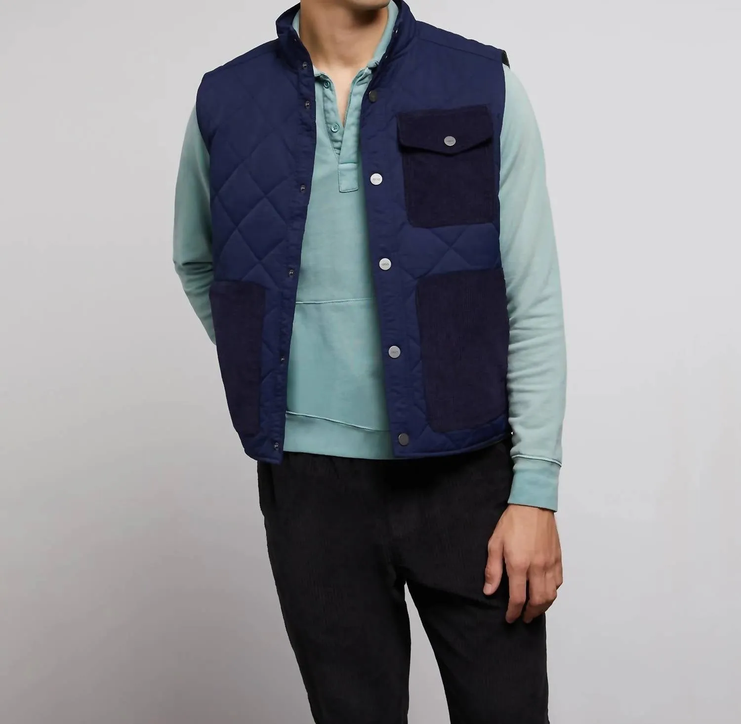 Men's Quilted Twill Vest In Deep Navy