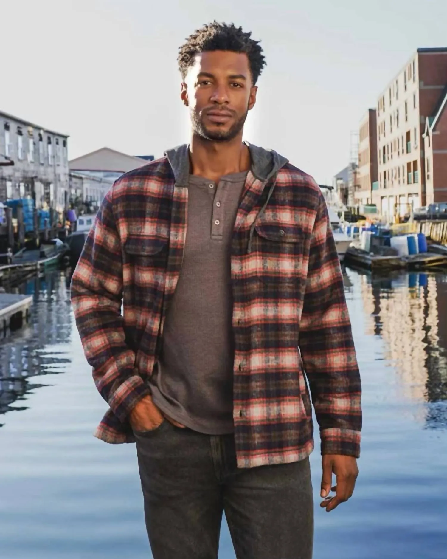 Whitehall Hooded Shirt Jacket In Navy/red